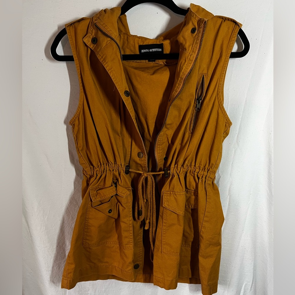 Zip and Button Up Vest Zenana Outfitters size M